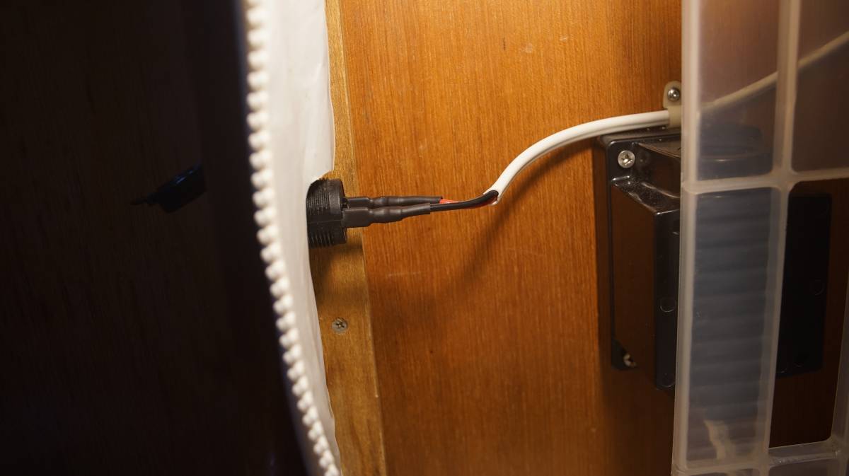 car charger outlet connection to wiring