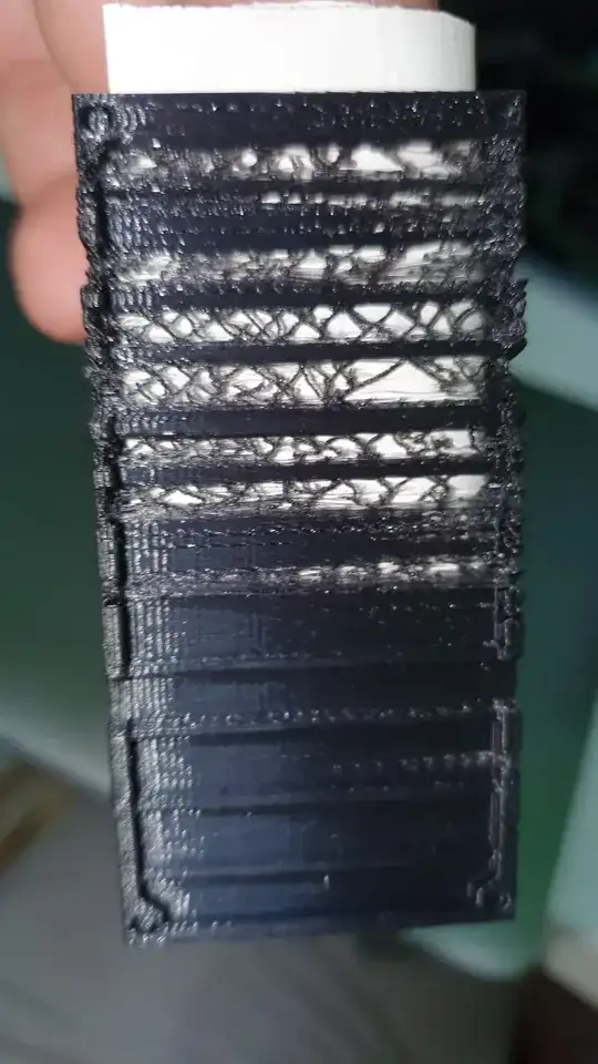 Printed model losing quality the higher up it is printed