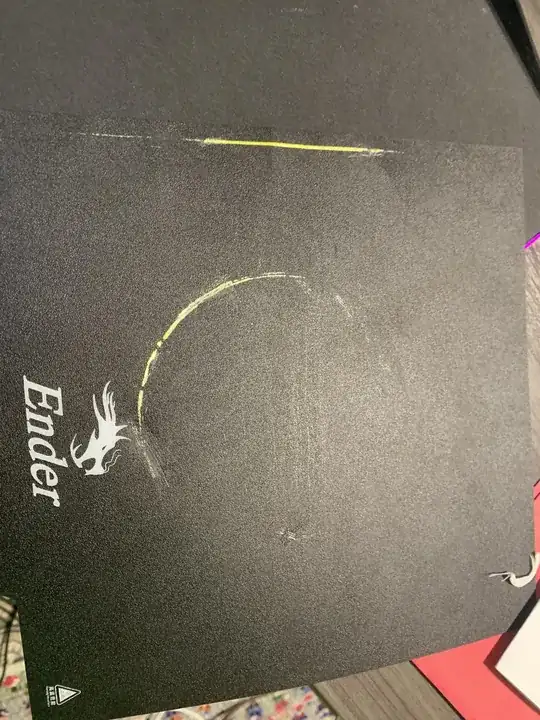 Magnetic bed with filament still stuck to bed Magnetic bed with filament still stuck to bed