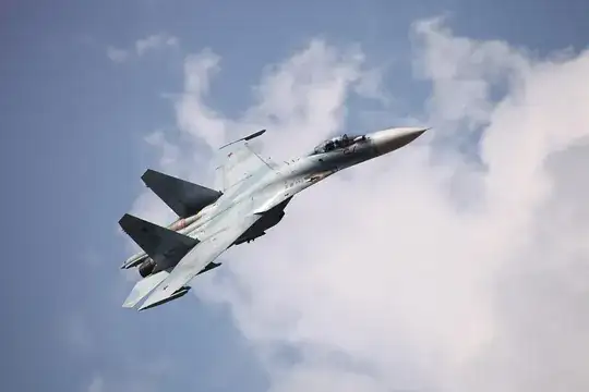 SU-27 fighter jet