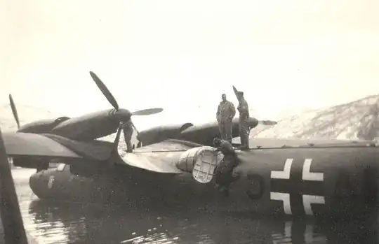 Do-26 with tilted rear engines