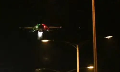 F-16 above the streets in Istanbul