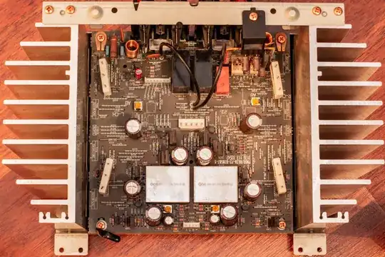 Marantz PM-68 Main circuit photography
