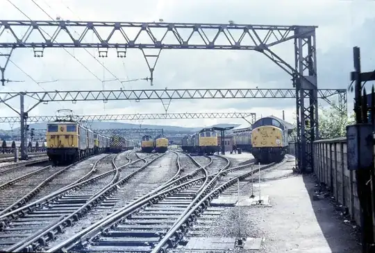 1.5kV DC OHLE, near Manchester, England