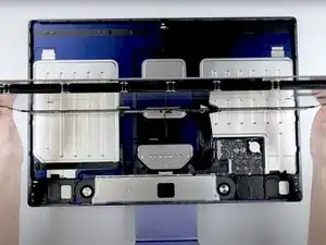 iMac M3 24" Teardown: Apple’s Most Replaceable Battery?