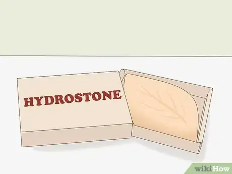 Image titled Keep Tobacco Moist in a Pouch Step 3.jpeg