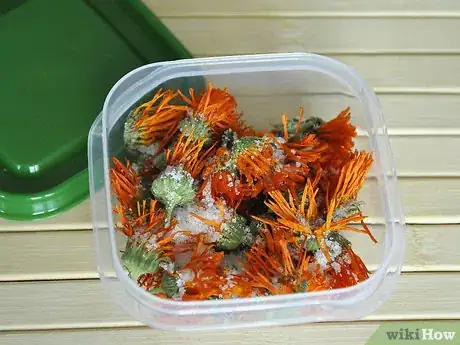 Image titled Dry Edible Flowers Step 6Bullet3