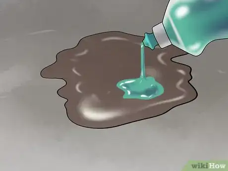 Image titled Clean Anti Freeze Off a Garage Floor Step 5
