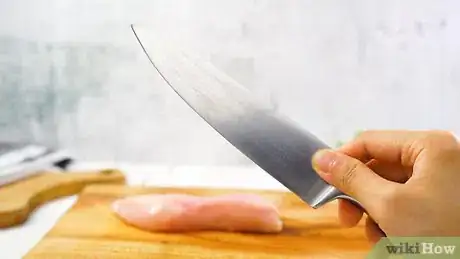 Image titled Cut a Chicken Fillet Step 3